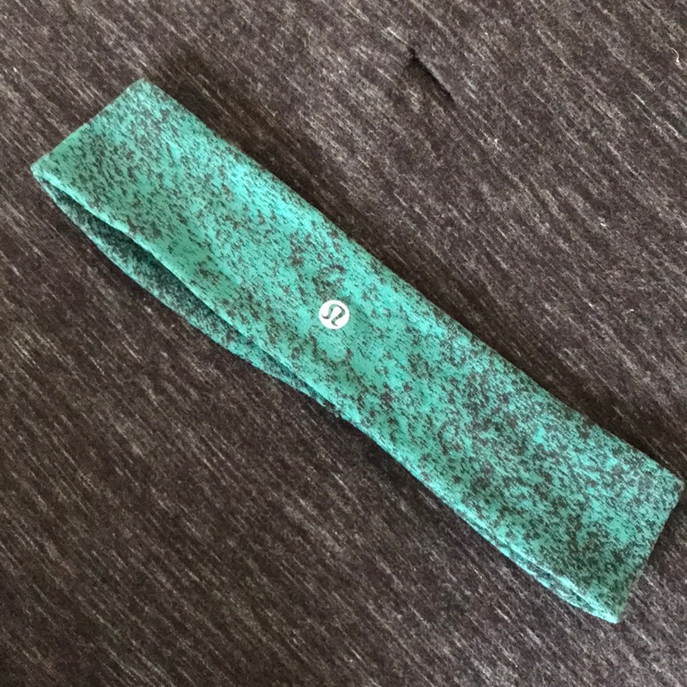 lululemon headband- lightly worn